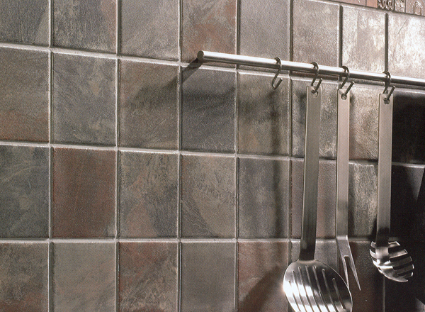 Kitchen wall tiles in Grimsby
